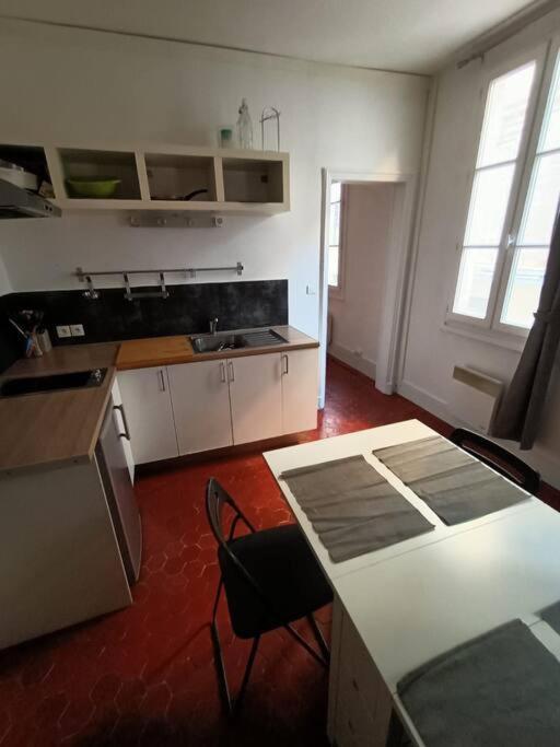 T2-Avignon - Centre Historique Apartment Екстериор снимка